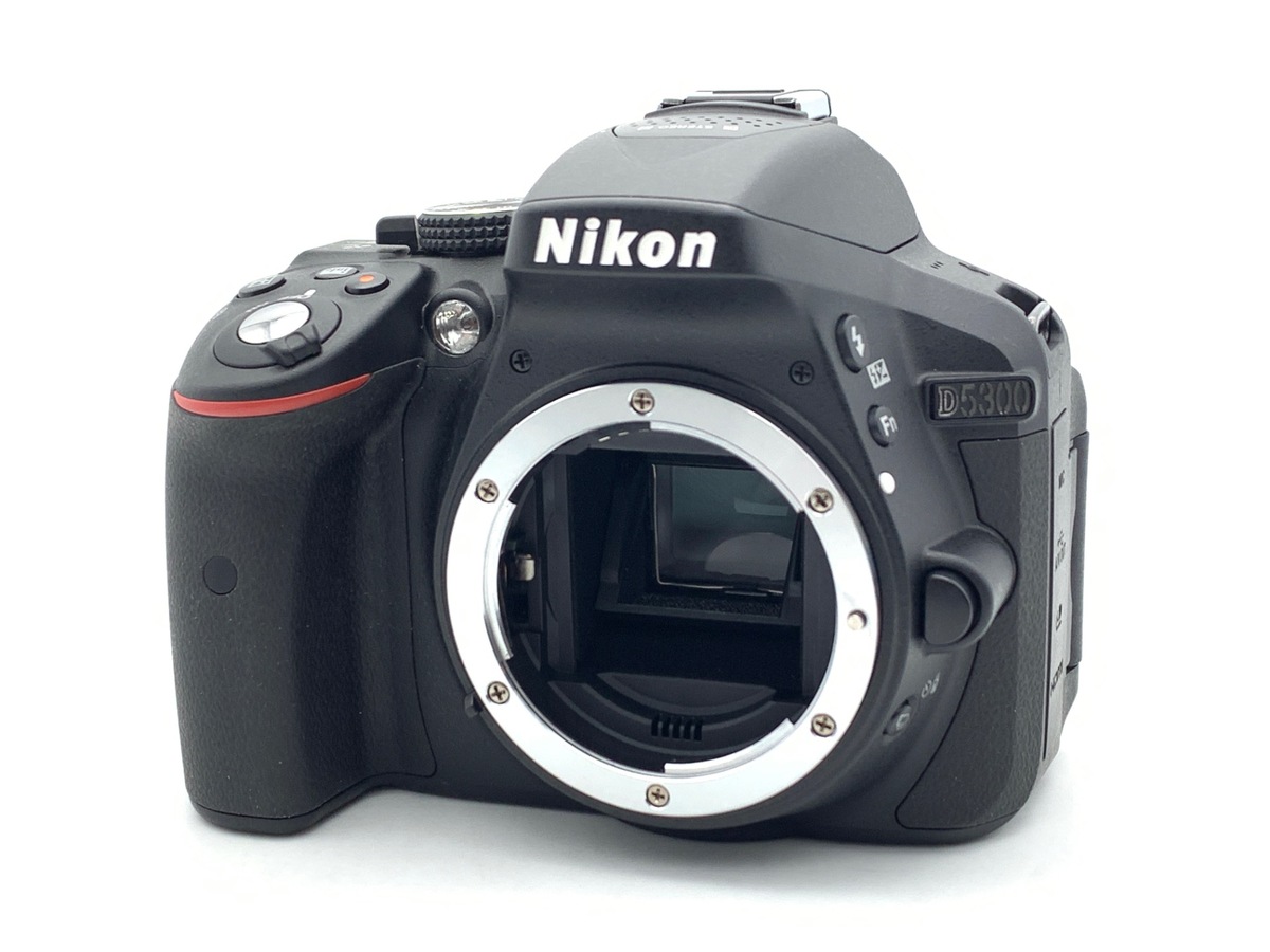 �j�R�� D5300 �{�f�B �u���b�N