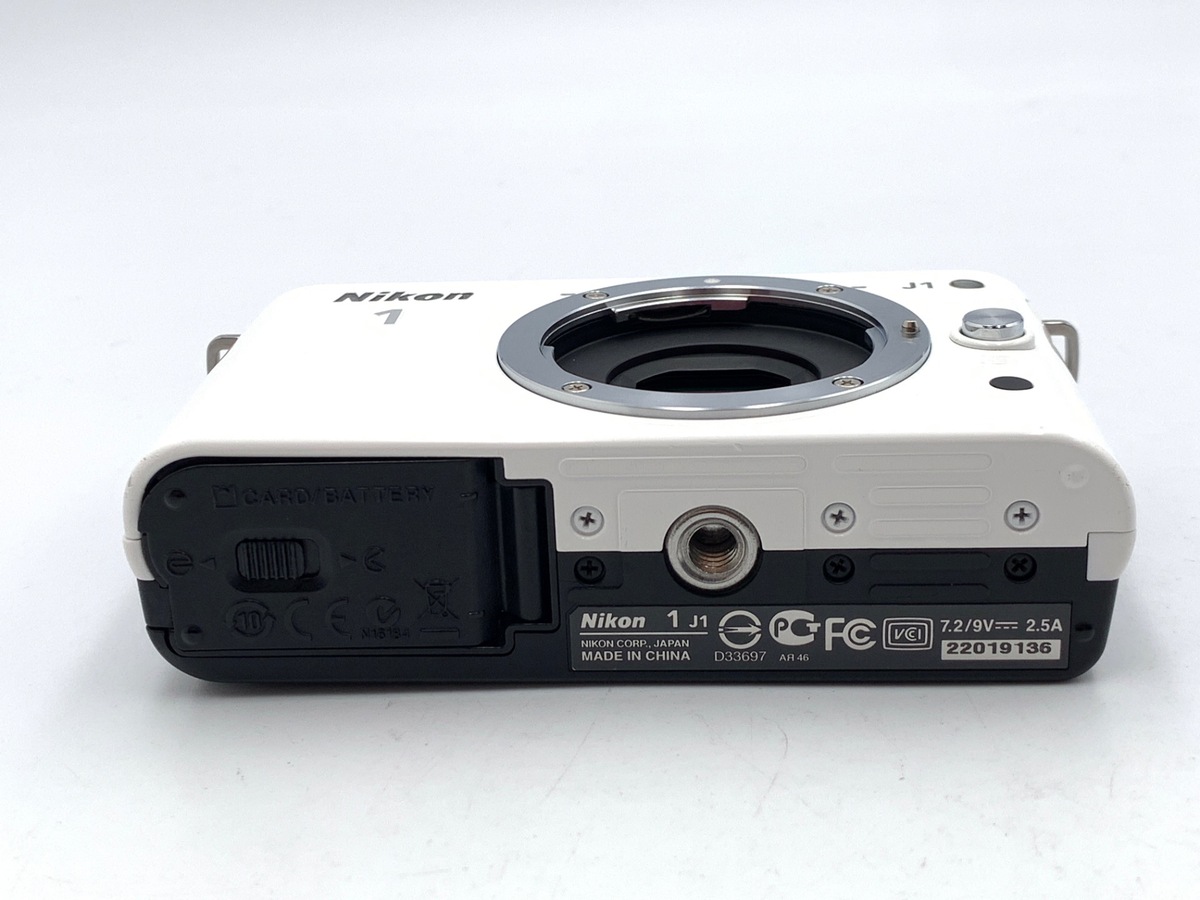 �j�R�� Nikon 1 J1 �{�f�B �z���C�g
