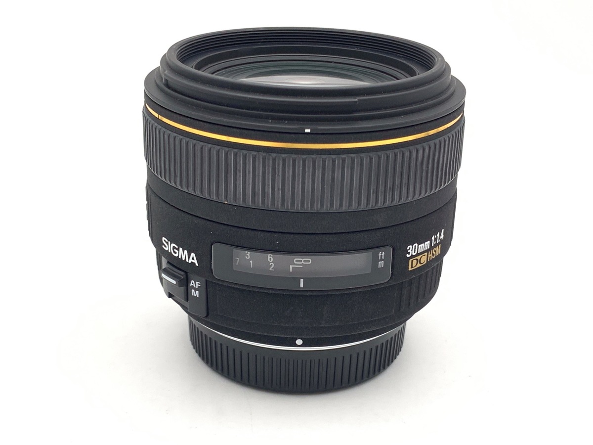 SIGMA シグマ 30mm F1.4 EX DC HSM フォーサーズマウント 中古：B(並品)】シグマ 30mm F1.4 EX DC HSM フォーサーズ用