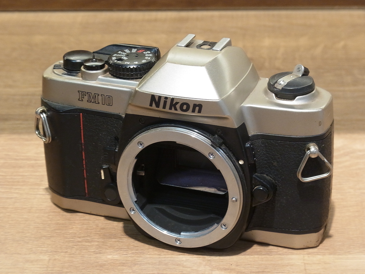 #323★良品★Nikon FM10 ボディ 中古】(ニコン) Nikon FM10 BODY｜ナニワグループオンライン