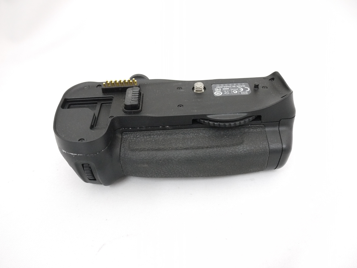 中古：B(並品)】ニコン マルチパワーバッテリーパック MB-D10 