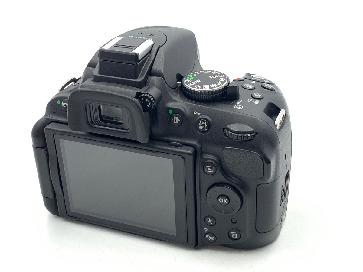 �j�R�� D5200 �{�f�B �u���b�N
