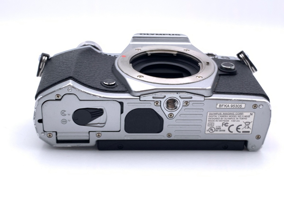 OM-D E-M5 Mark II ボディ シルバー【1605万画素】