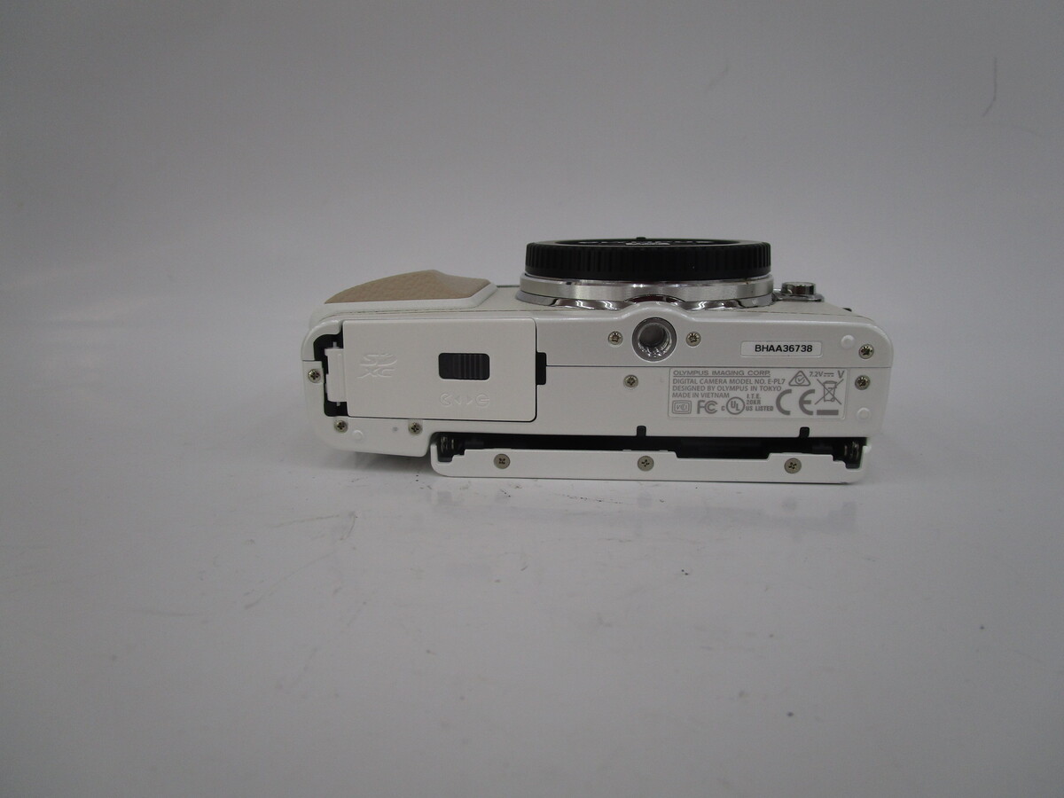 中古：B(並品)】オリンパス PEN Lite E-PL7 ボディ ホワイト