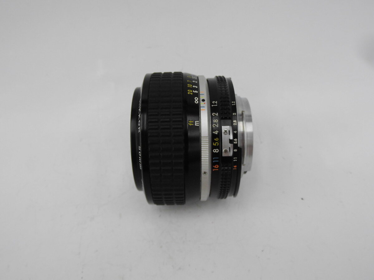 AI Nikkor 50mm f/1.2S 中古価格比較 - 価格.com