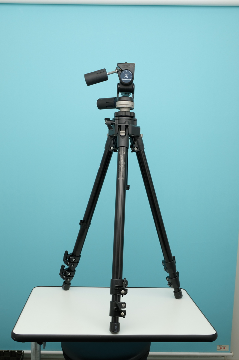 中古：B(並品)】マンフロット(Manfrotto)マンフロット 055CB/141セット