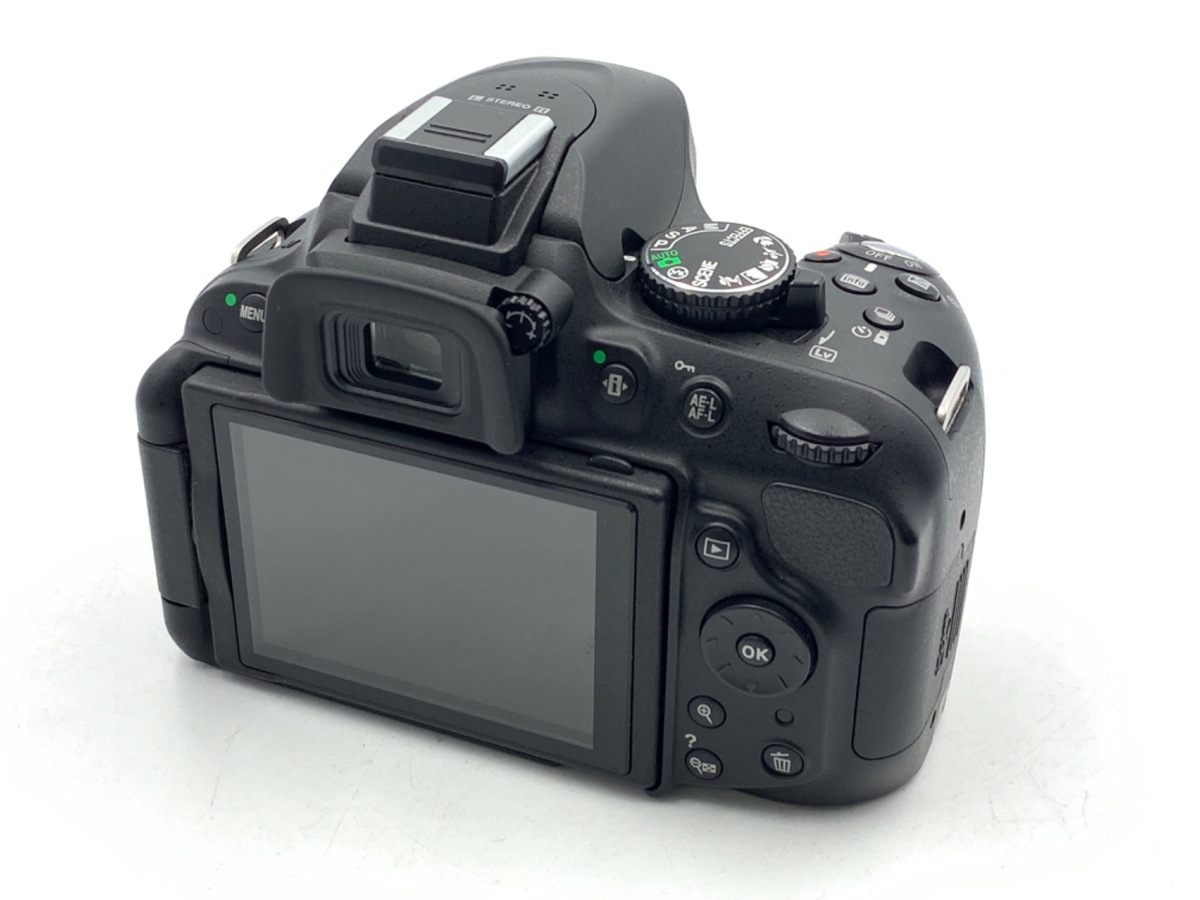 �j�R�� D5200 �{�f�B �u���b�N