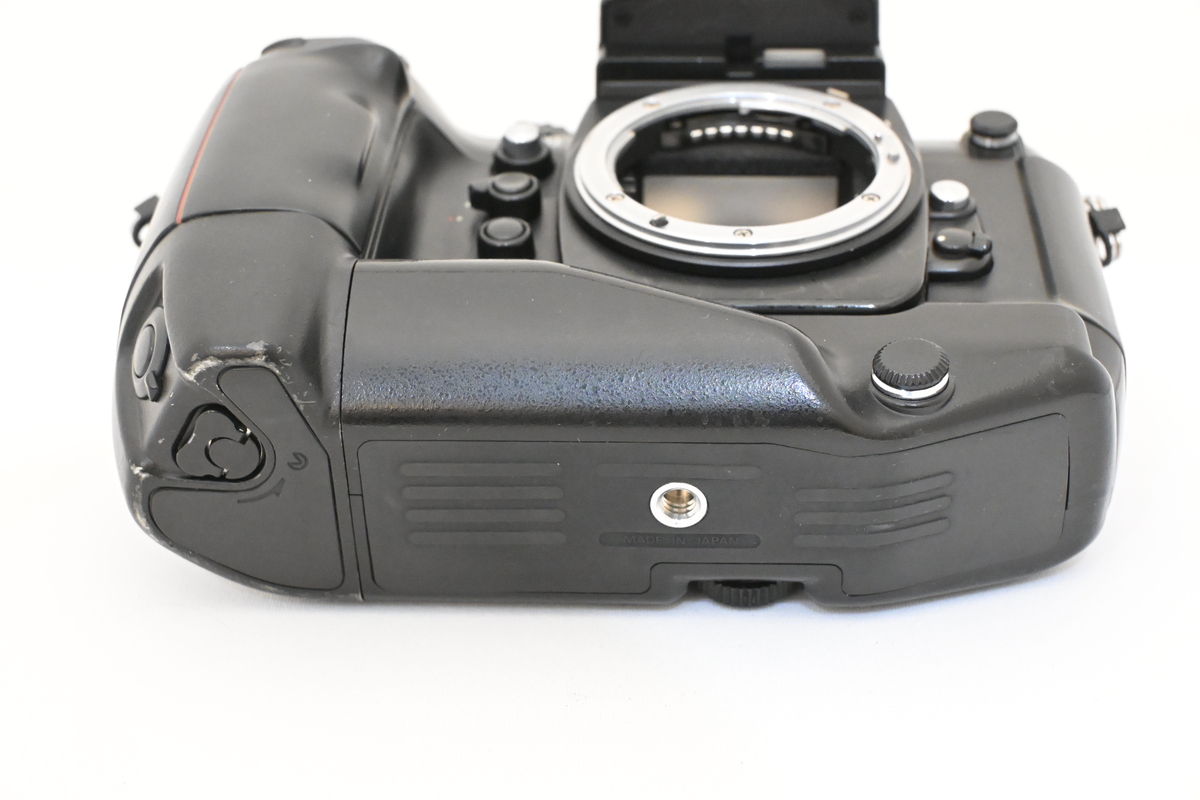 中古：C(やや難あり)】Nikon F4S | 2440120036073