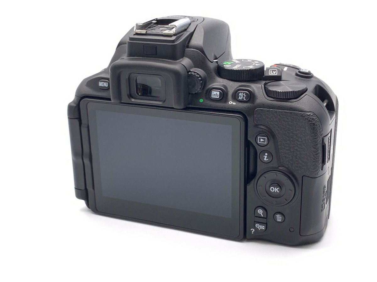 D5600 ボディ【2416万画素】
