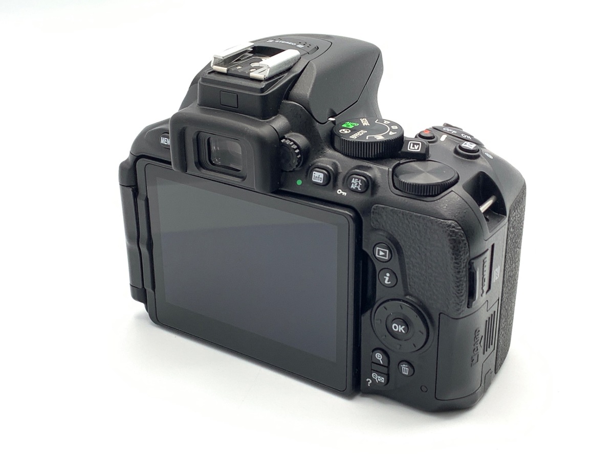 ■ 美品 ■ ニコン Nikon D5600 ボディ 2304 中古：A(美品)】ニコン D5600 ボディ | 2440230014374