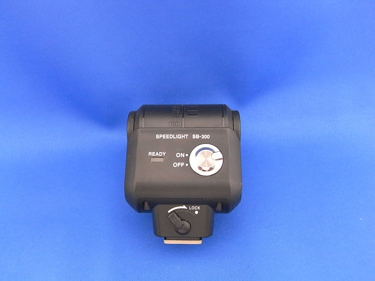 SB-300 スピードライト