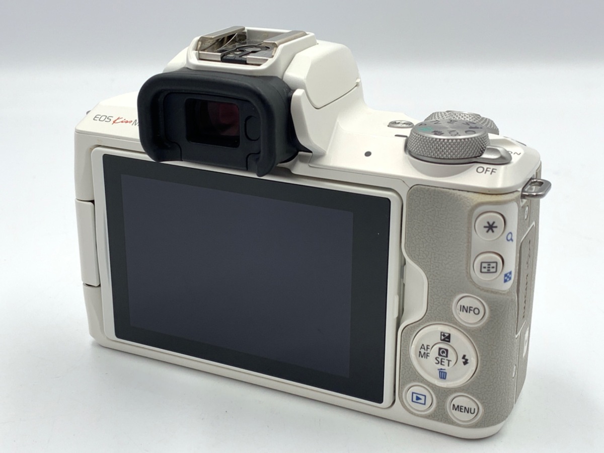 【中古】キヤノン EOS Kiss M2 ボディ ホワイト