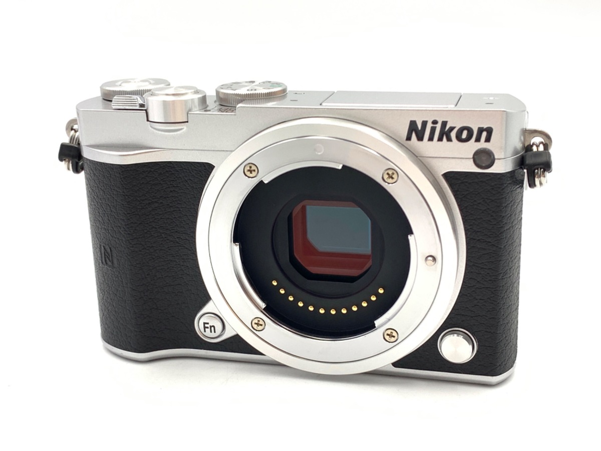 Nikon 1 J5 ボディ [シルバー] 中古価格比較 - 価格.com