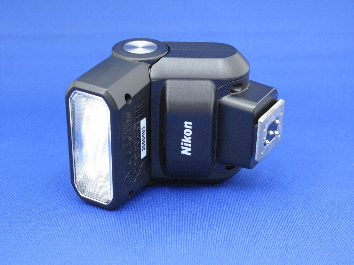 SB-300 スピードライト