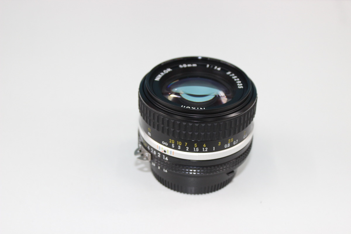 【極美品】ニコン Ai-s Nikkor 50mm F1.4 大口径 497 Amazon.co.jp: Nikon 単焦点レンズ AI 50 f/1.4S フルサイズ対応