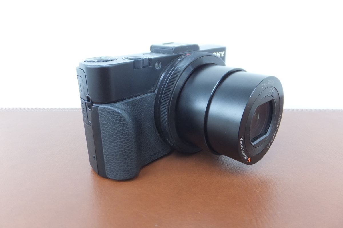 ✨極美品✨ソニー RX100M2❤2020万画素の高解像！ Amazon.com : Sony RX100 II 20.2 MP Premium Compact Digital Camera