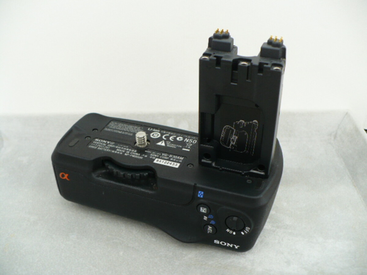 中古：B(並品)】ソニー VG-B30AM 縦位置グリップ | 2440870024986