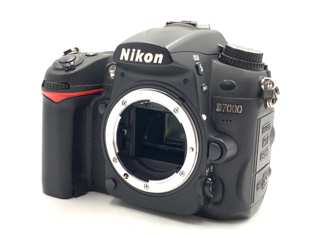 【最終値下げ】Nikon D7200 ボディ バッテリーパック Amazon | Nikon デジタル一眼レフカメラ D7200 バッテリーパックキット