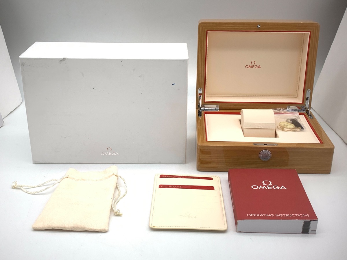 オメガ(OMEGA) スピードマスター レーシング ホワイト/ブラック/イエロー 326.30.40.50.04.001 ステンレススティール