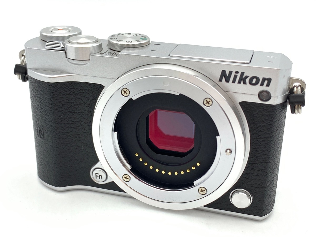 Nikon 1 J5 ボディ シルバー【2081万画素】
