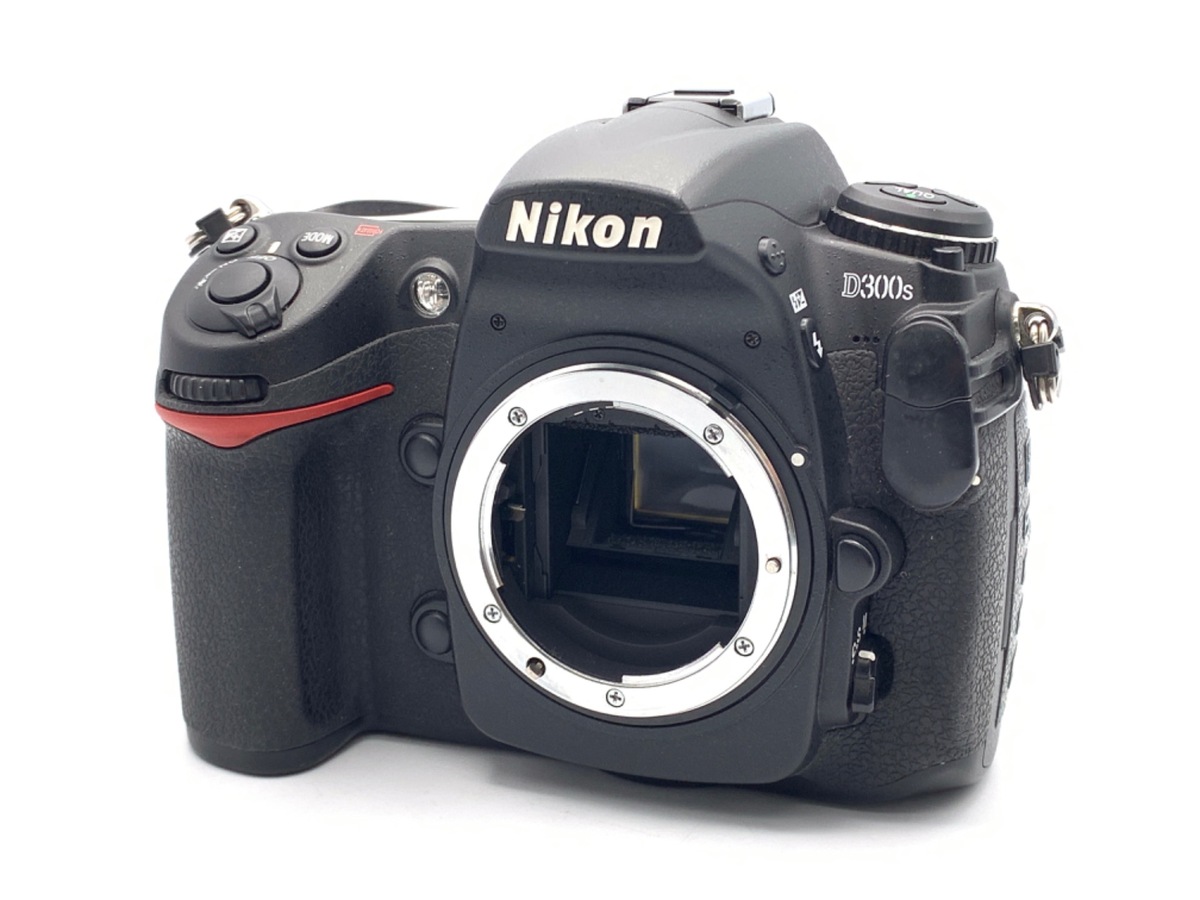 Nikon ニコン D300s ボディ（液晶表示不可・本体のみ）　ジャンク Nikon デジタル一眼レフカメラ D300S 動作確認済みですがジャンク扱い