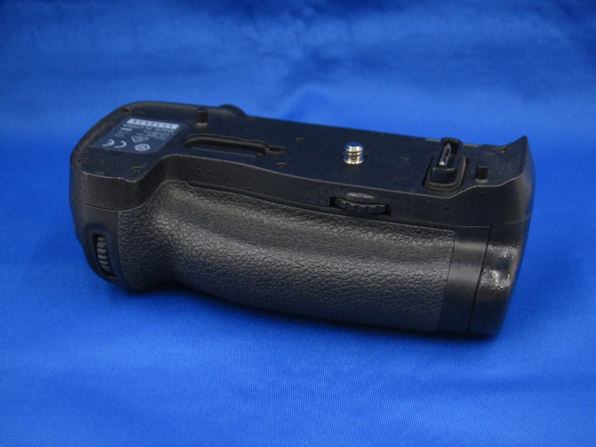 中古】ニコン マルチパワーバッテリーパック MB-D18 在庫一覧｜カメラ