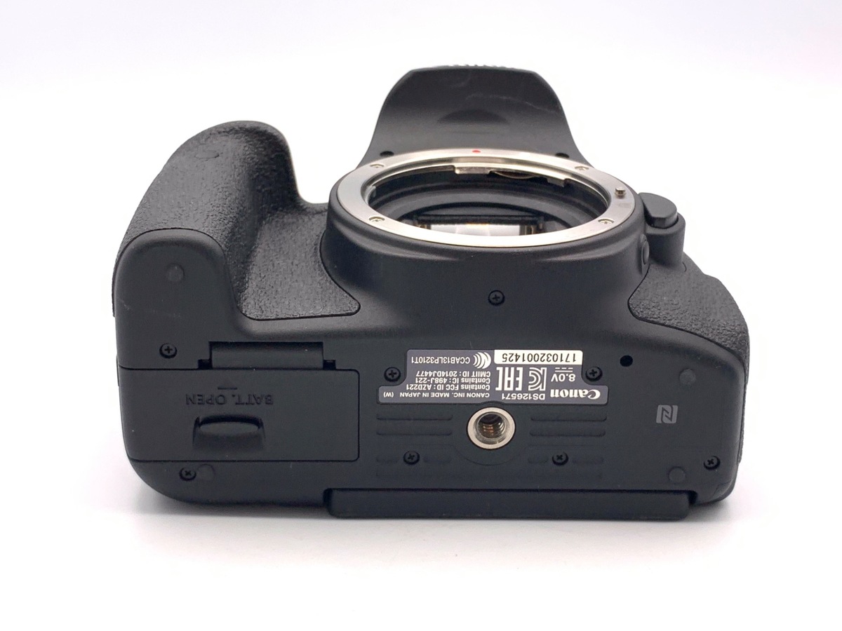EOS Kiss X8i ボディ【2420万画素】