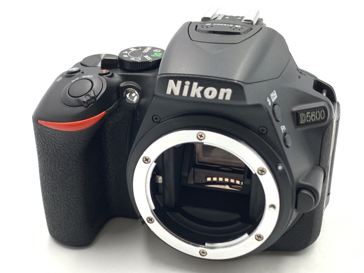 cccc1242 新品 ニコン D5600 ボディ ブラック ３セット Amazon | Nikon デジタル一眼レフカメラ D5600 ボディー