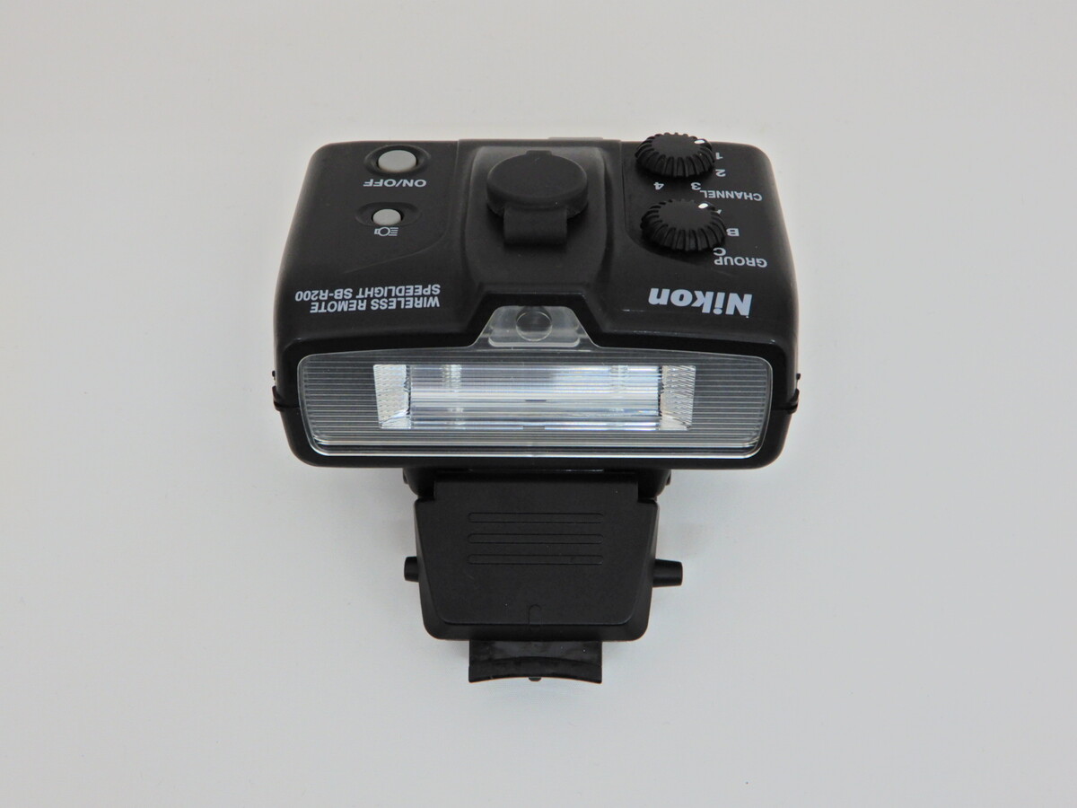 SB-R200 ܲ�ڽ�ӰĽ�߰��ײ�