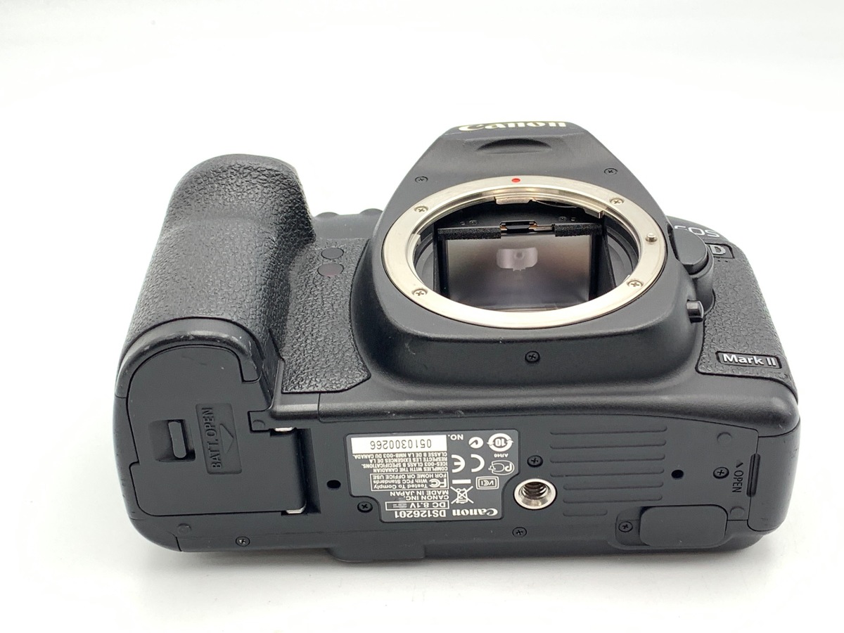 EOS 5D Mark II ިy2110fz
