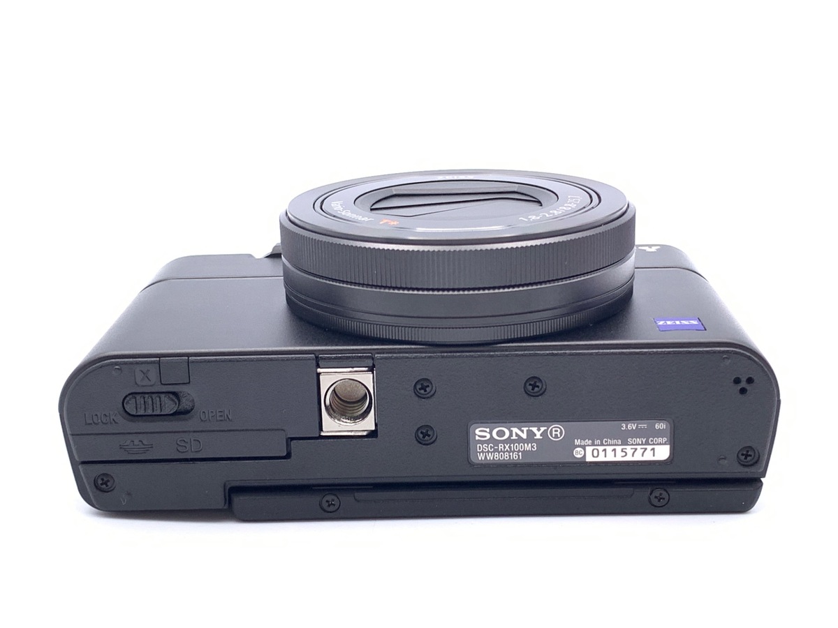 DSC-RX100M3�y2010����f�z