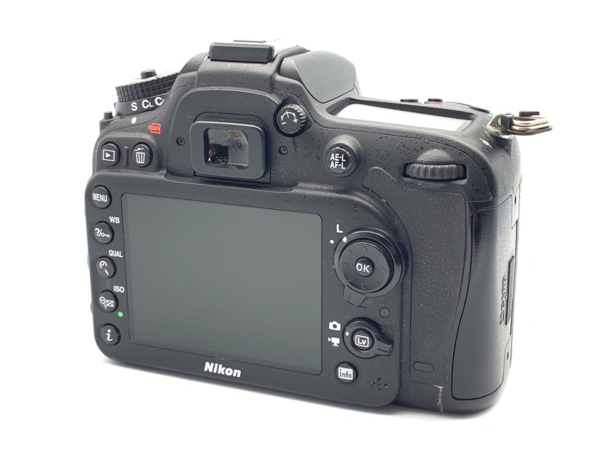 �j�R�� D7100 �{�f�B