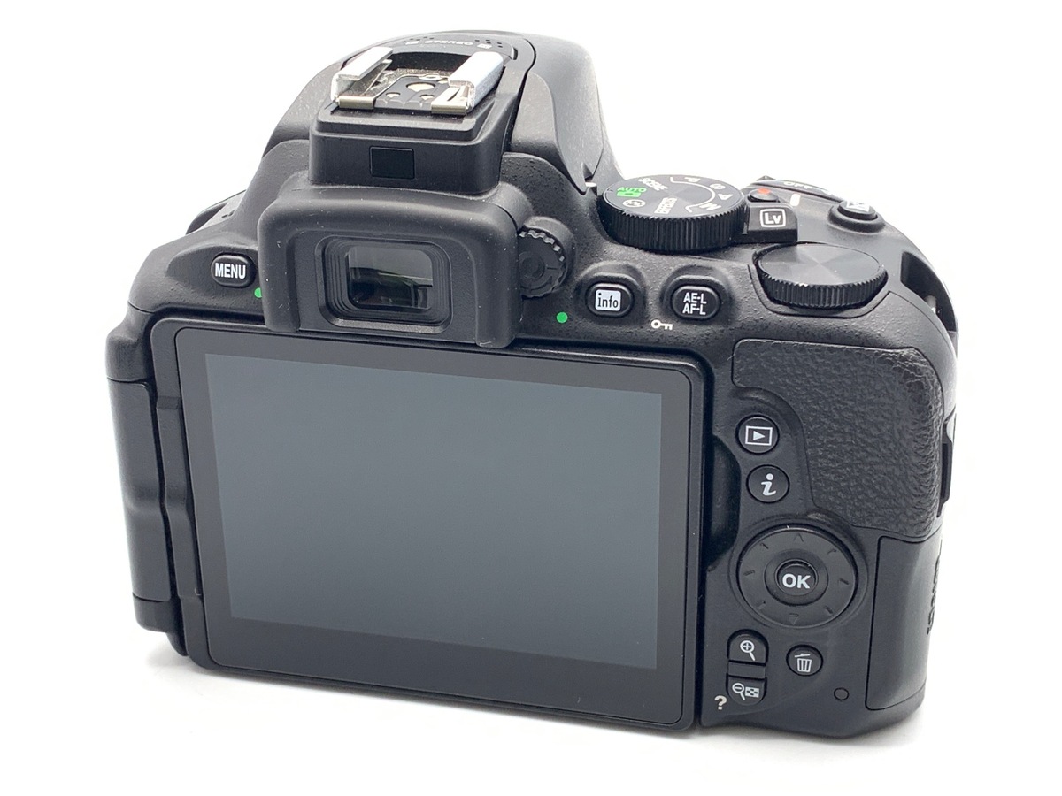 D5600 ボディ【2416万画素】