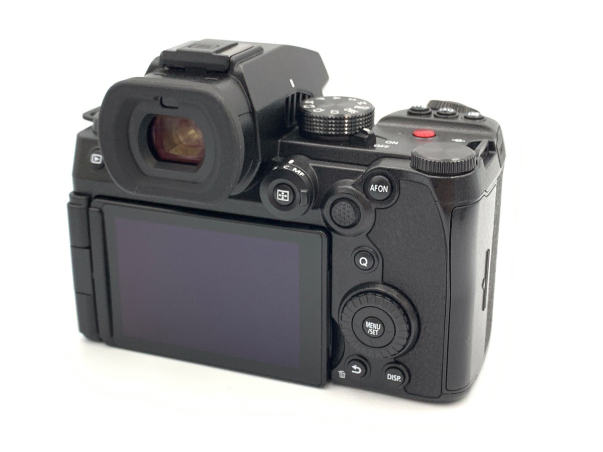 LUMIX DC-S5M2 �{�f�B