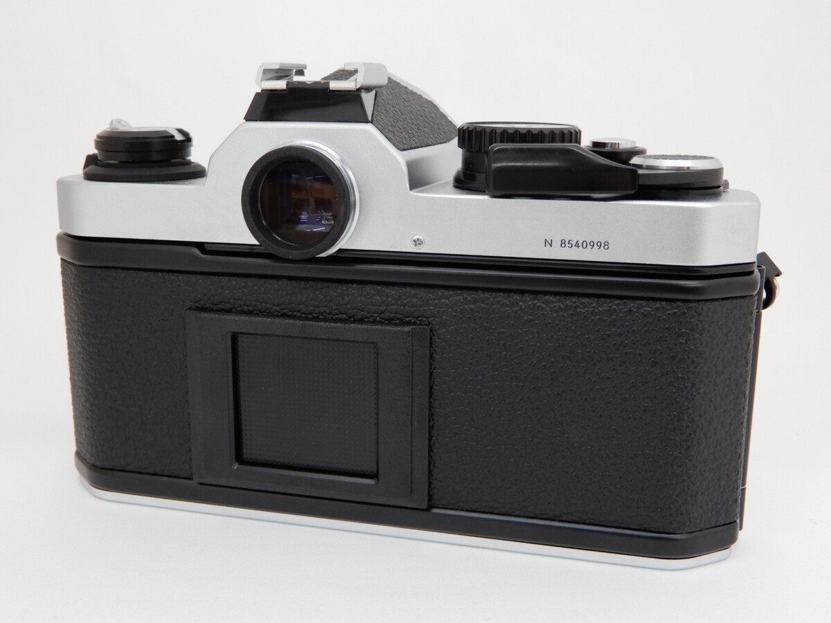 New FM2 Body �V���o�[