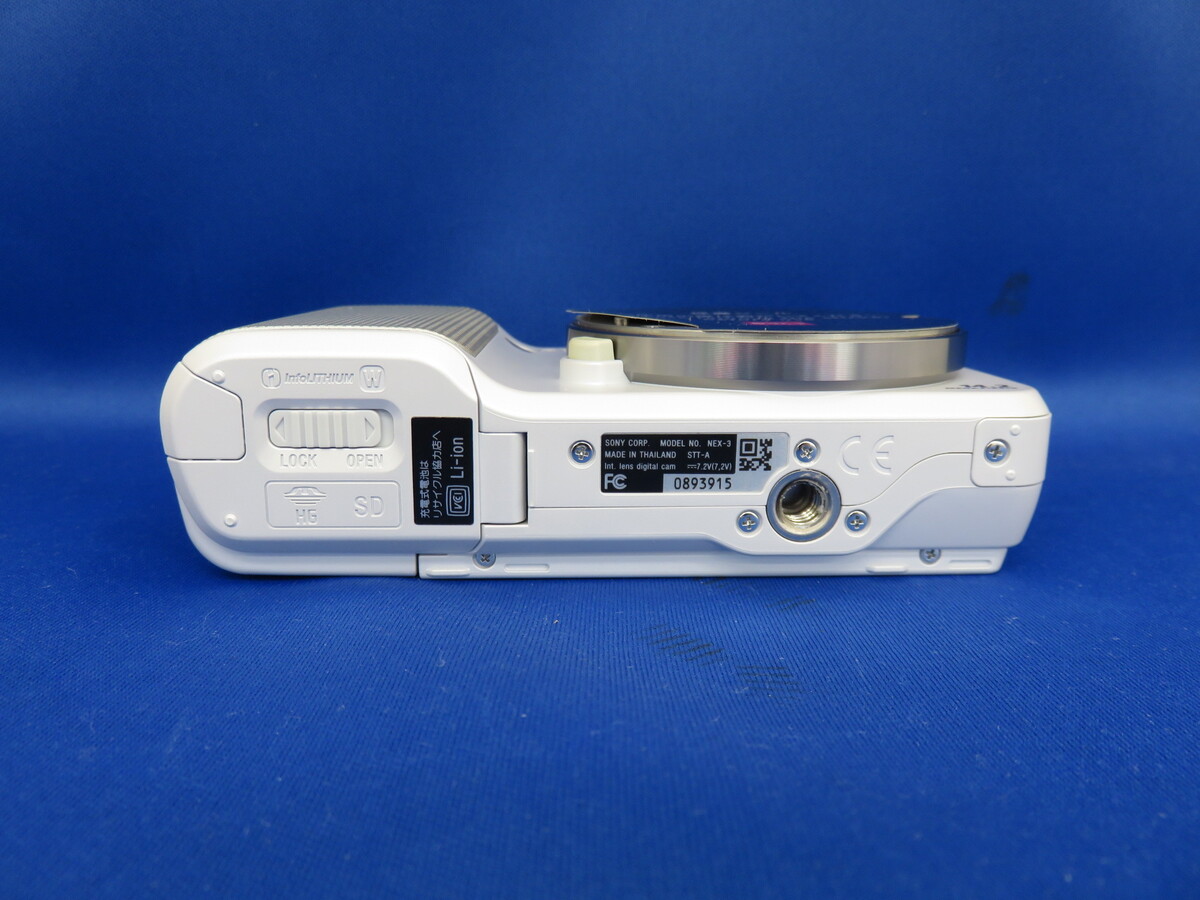 SONY α NEX-3 ボディ　ホワイト　送料無料 NEX ソニー ミラーレス SONY α NEX-3 ズームレンズキット ホワイト