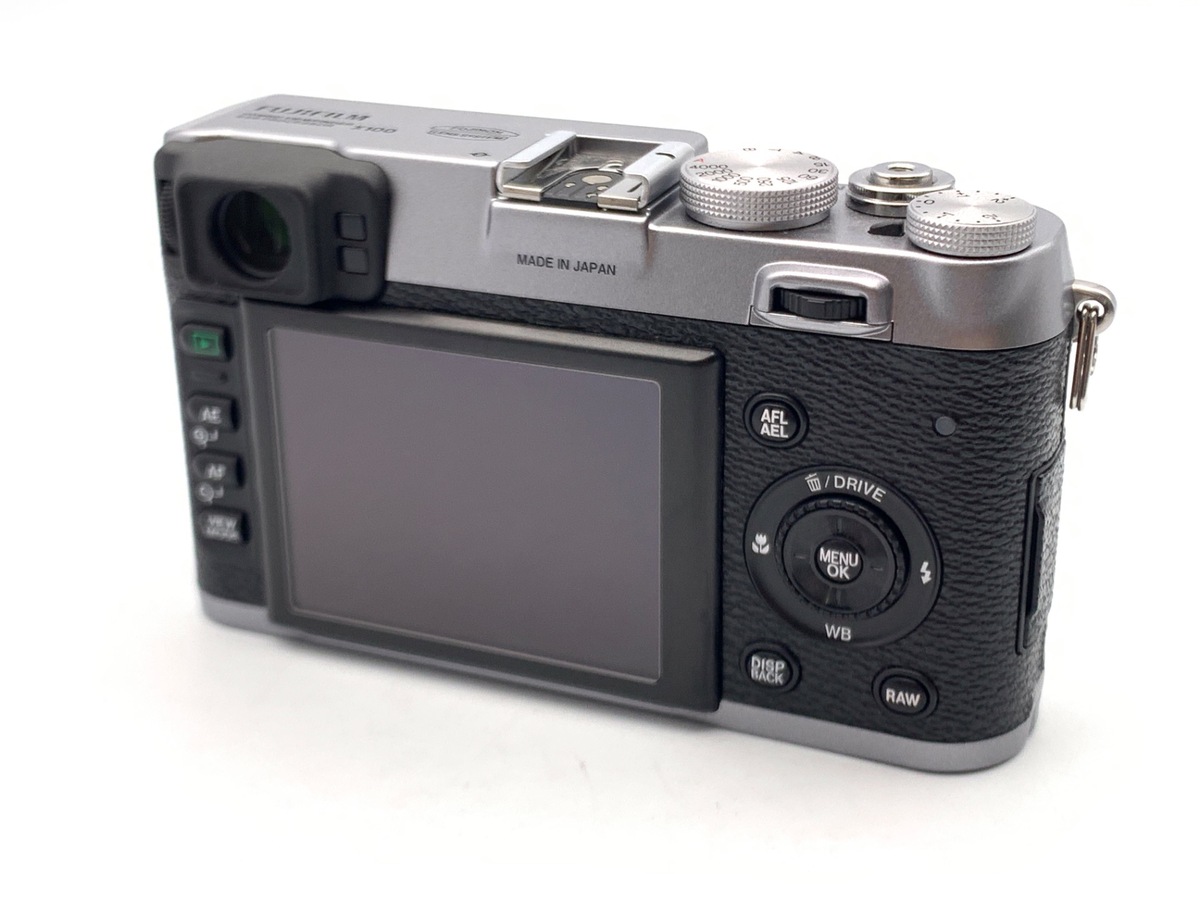 FUJIFILM X100 シルバー【1230万画素】