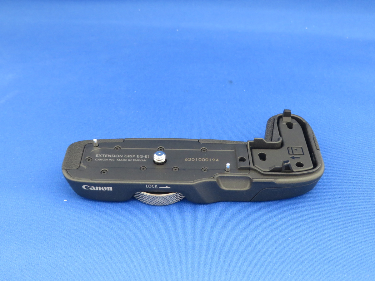 【中古】「非常に良い」エクステンショングリップ EG-E1(BL) 新品)Canon (キヤノン) エクステンショングリップ EG-E1 ブルー（商品