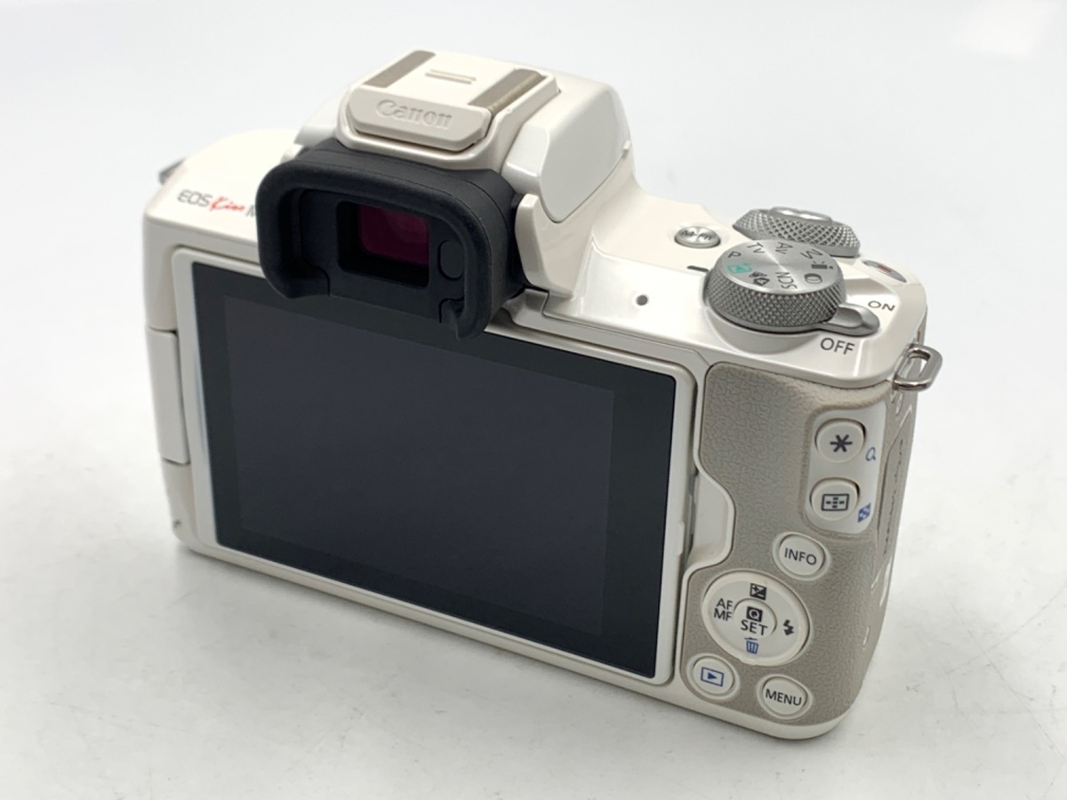 【中古】キヤノン EOS Kiss M ボディ ホワイト