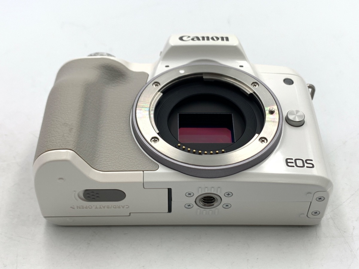 【中古】キヤノン EOS Kiss M ボディ ホワイト