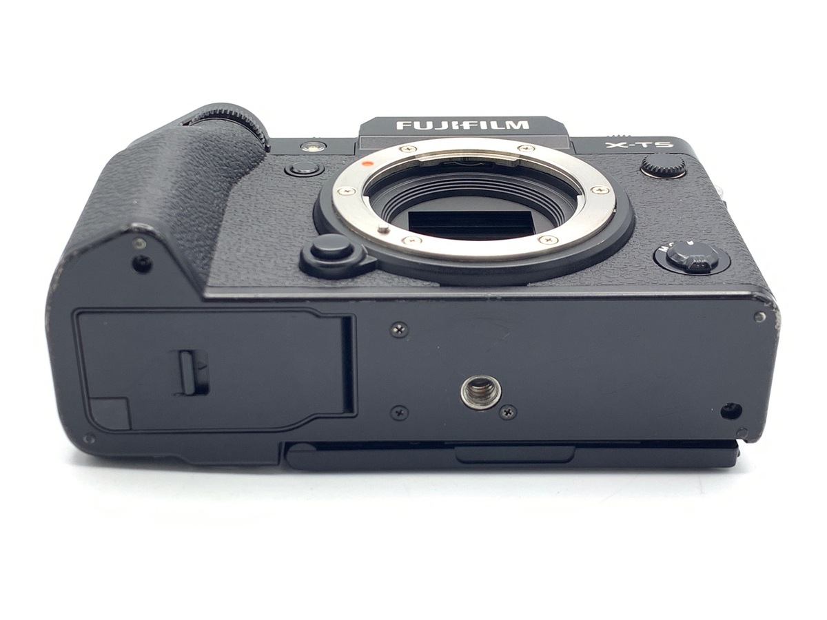 X-T5 �{�f�B �u���b�N