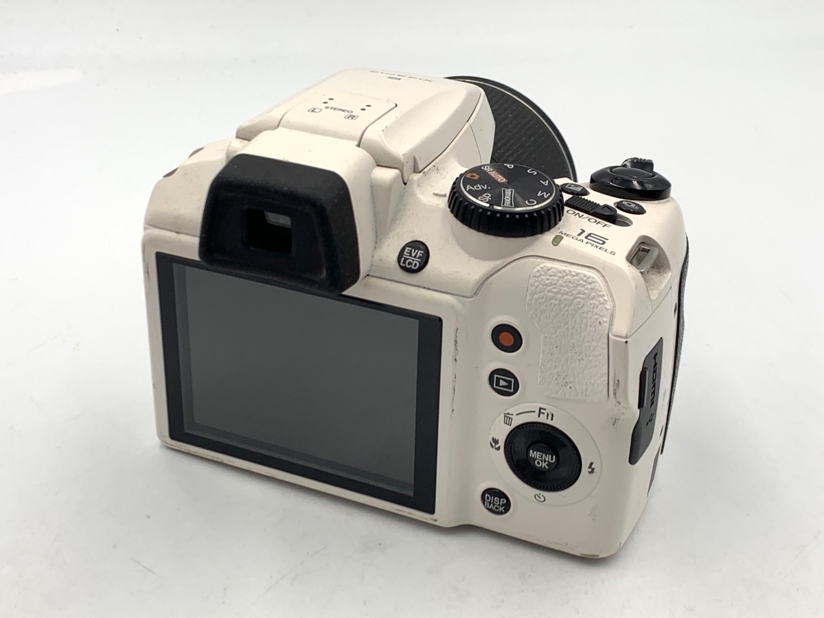 FinePix S8200 ホワイト【1620万画素】