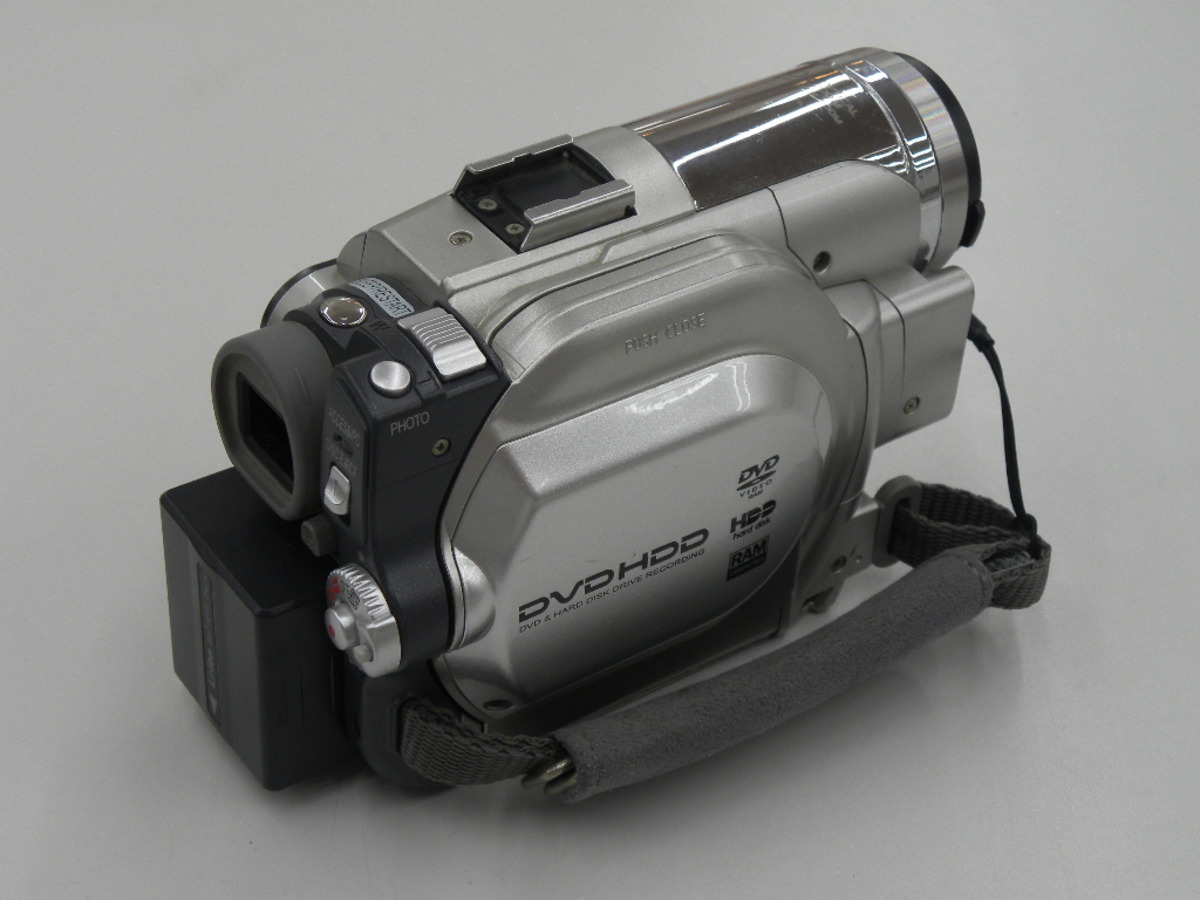 HITACHI DVD HDD ビデオカメラ DZ-HS403 Amazon | 日立製作所 DVD+HDDビデオカメラ『ハイブリッドカム Wooo