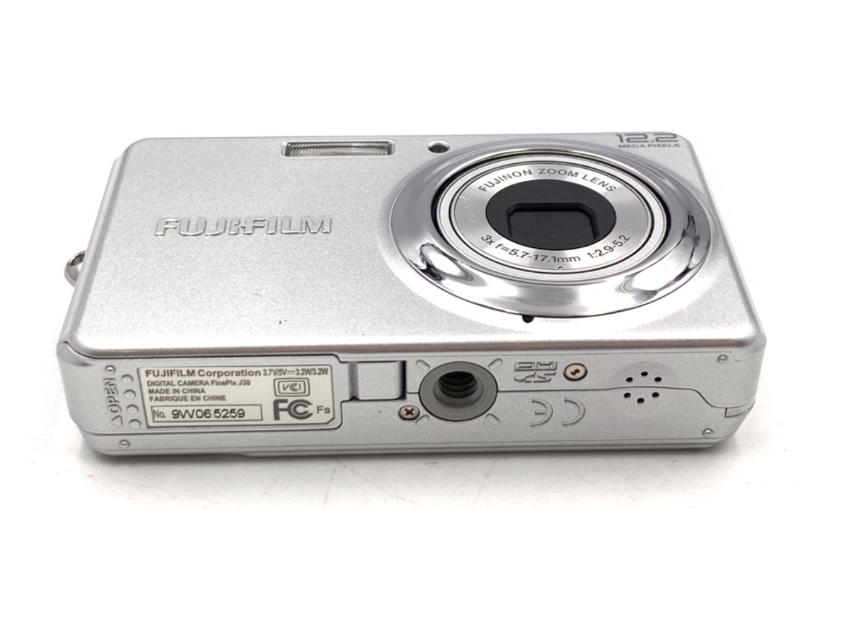 中古：B(並品)】フジフイルム（FUJIFILM）FinePix J30 シルバー【1220