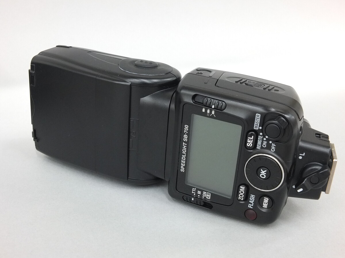 SB-700 スピードライト