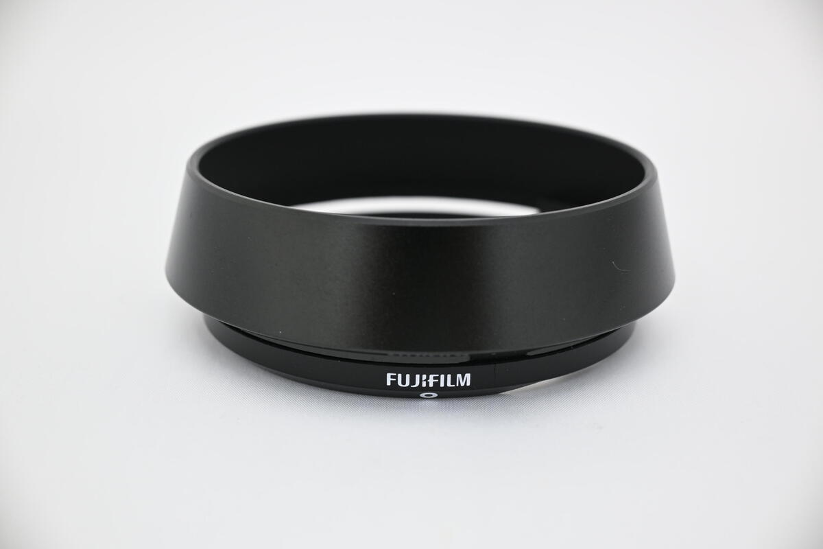 中古：A(美品)】フジフイルム レンズフード LH-XF35-2 | 2442420007074