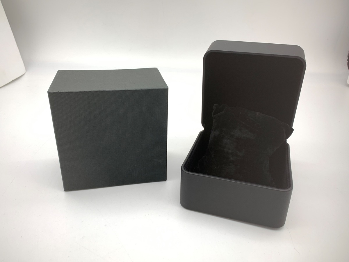 ジャガー・ルクルト レベルソ クラシック シルバー/ブラック Q3838420 ステンレススティール ラージ デュオ