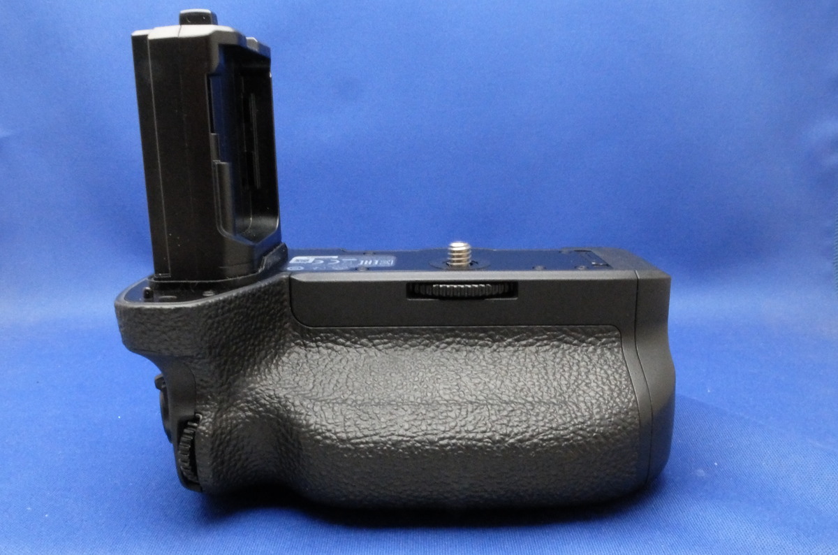 中古：AB(良品)】ソニー 縦位置グリップ VG-C4EM | 2119340957221