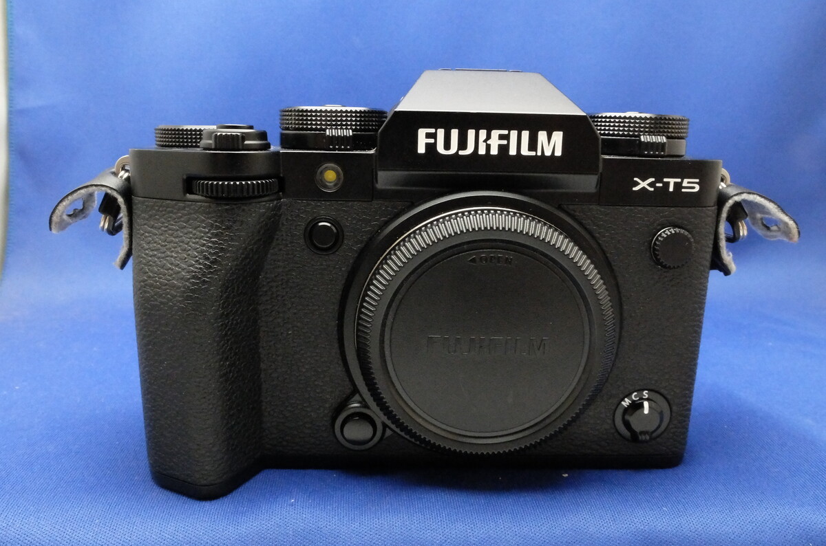 FUJIFILM X-T5 ボディ 中古価格比較 - 価格.com