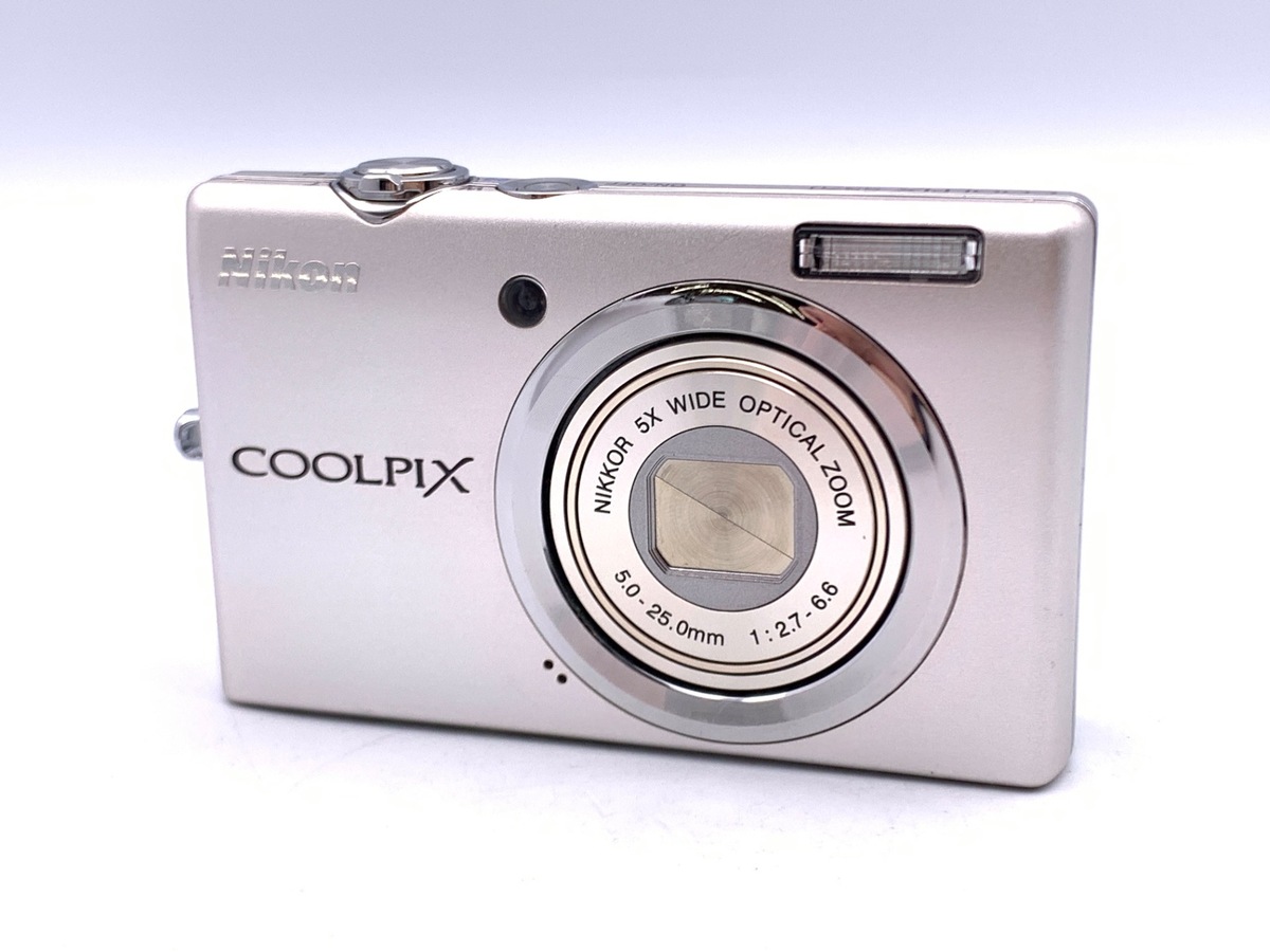 �j�R�� COOLPIX S570 �V���o�[